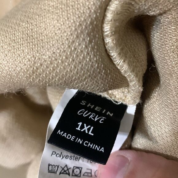 3for$20 sweater 1xl - Picture 3 of 3